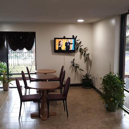 Super Value Inn Валдоста Экстерьер фото