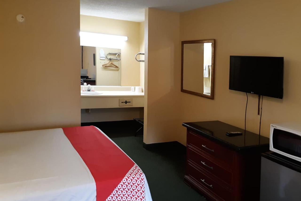 Super Value Inn Валдоста Экстерьер фото