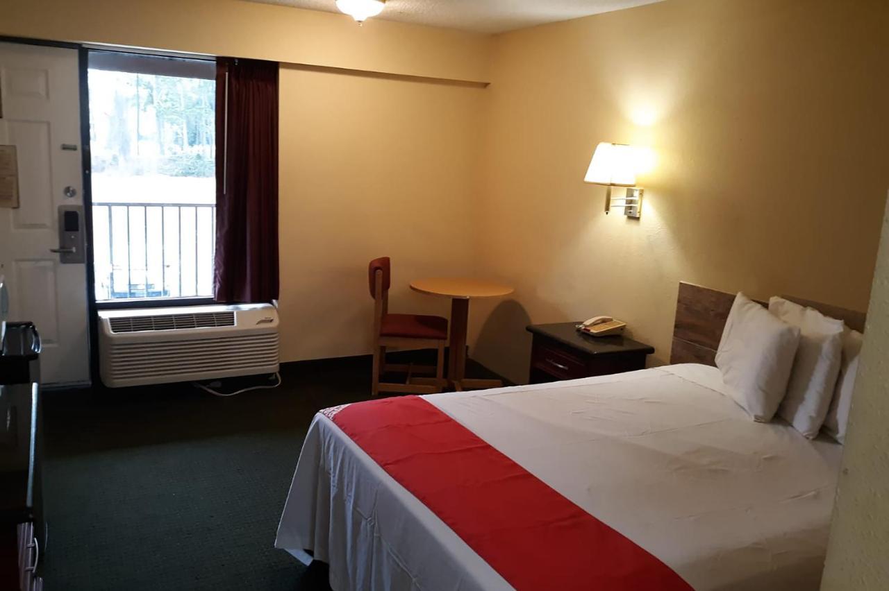 Super Value Inn Валдоста Экстерьер фото