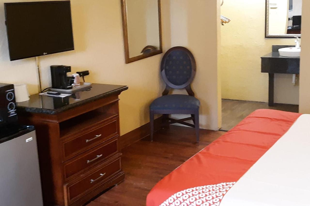 Super Value Inn Валдоста Экстерьер фото